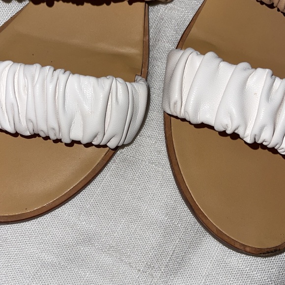 Dolce Vita // Ruched Sandals🌛 - Picture 8 of 8